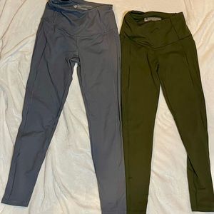 Victoria’s Secret VSX Sport Women’s Green & Gray Leggings Both Size Medium